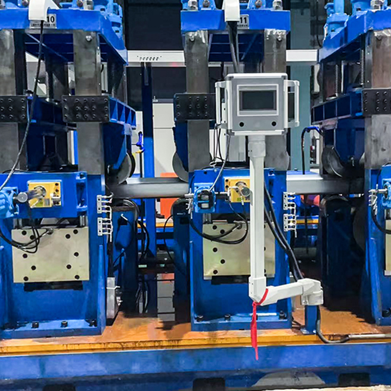 400x400 Laminatoio per tubi quadrati e rettangolari a formatura diretta con Share Roller