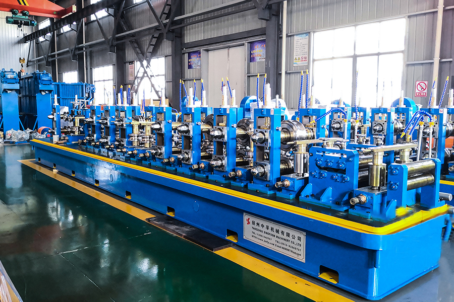 Macchina per la produzione di tubi HG127