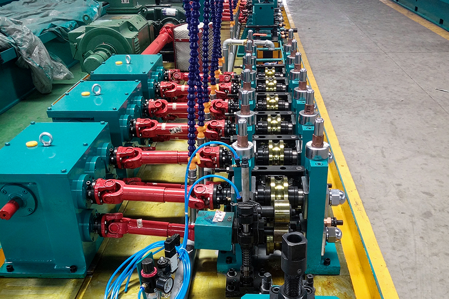 Linea di laminatoi per tubi HF ad alta precisione HG25