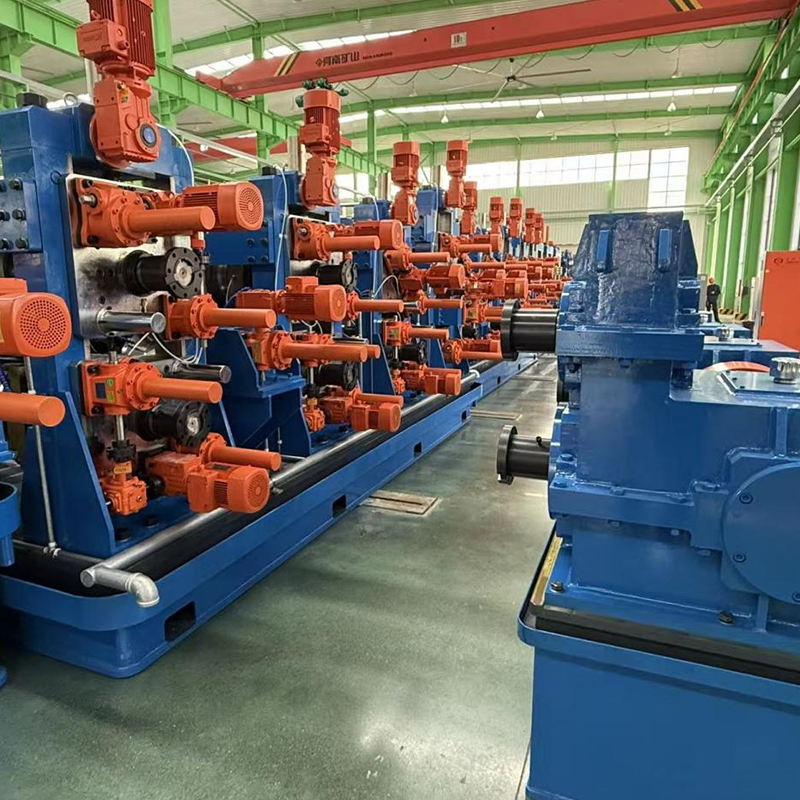 Linea di laminazione tubi quadrati e rettangolari 200x200 ERW